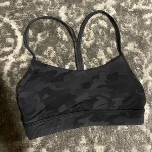 Lululemon camo sports bra. XS